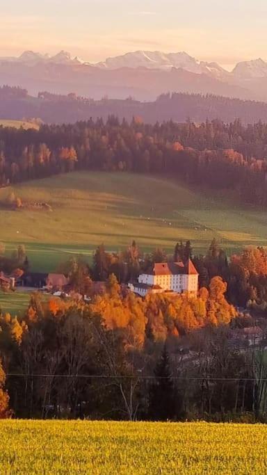 Ferienwohnung Auf Bauernhof Mit Hotpot Und Sauna Sumiswald Exterior foto